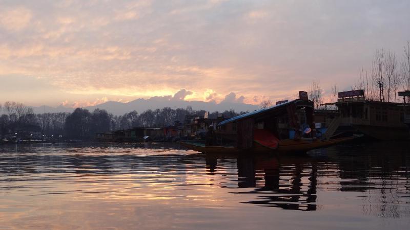 Houseboat Moon of Kashmir - image 9