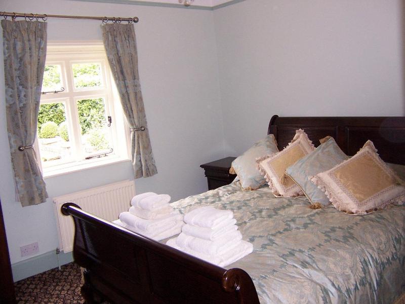 Deluxe Double Room image 3