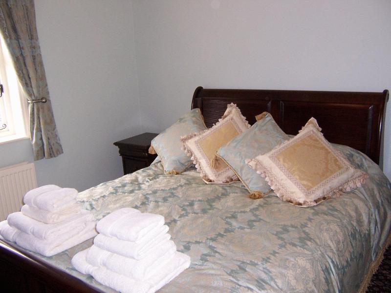Deluxe Double Room image 2