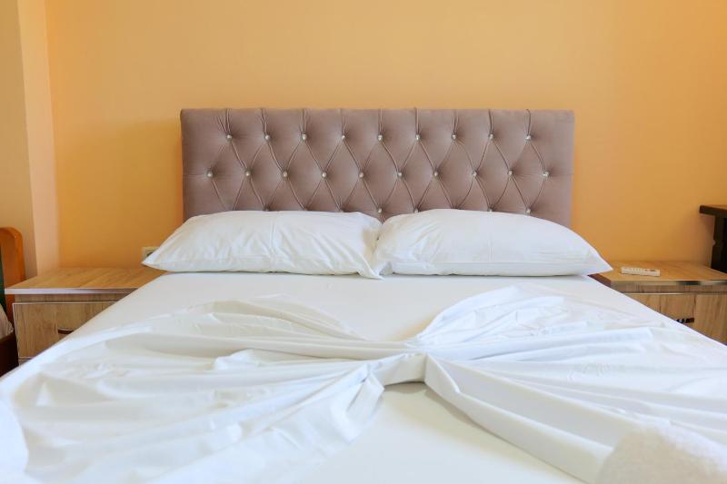 Double Room image 1