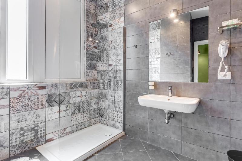 Superior Double Room image 2