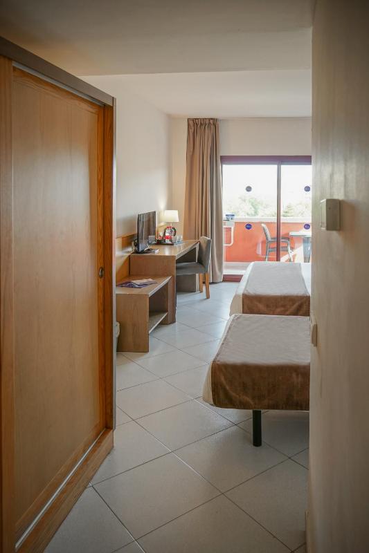 Double or Twin Room with Extra Bed image 1