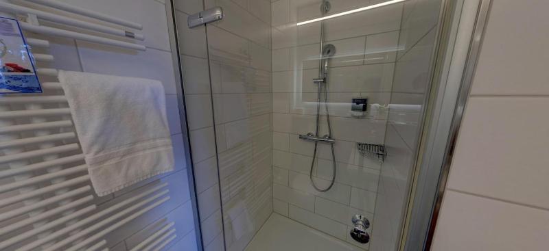 Single Room Grand lit image 1