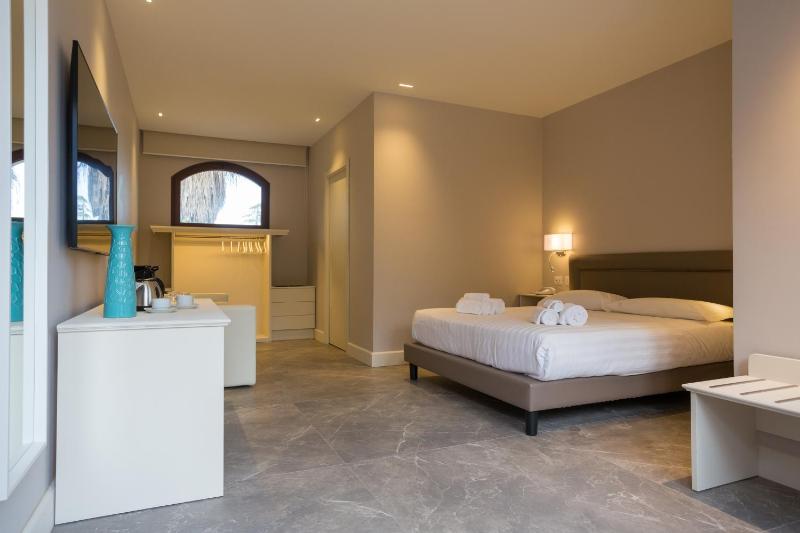 Double Room Annex image 2