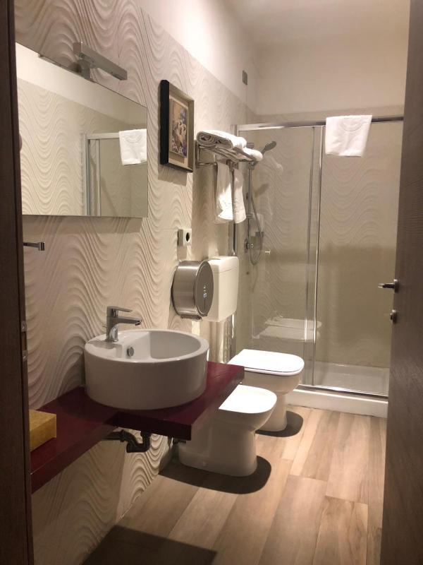 Standard Double Room with Fan image 2