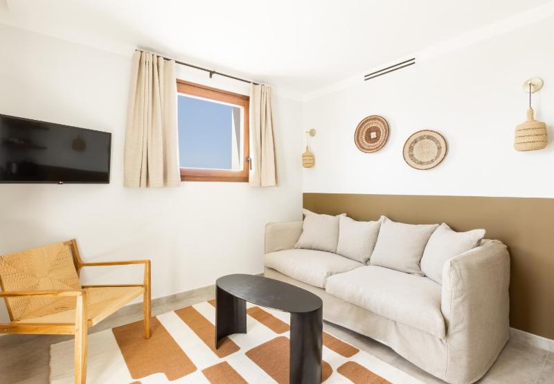 Superior Suite with Sea View image 1