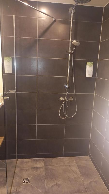 1 Double Bed 2 Single Beds - Room Next Generation image 2