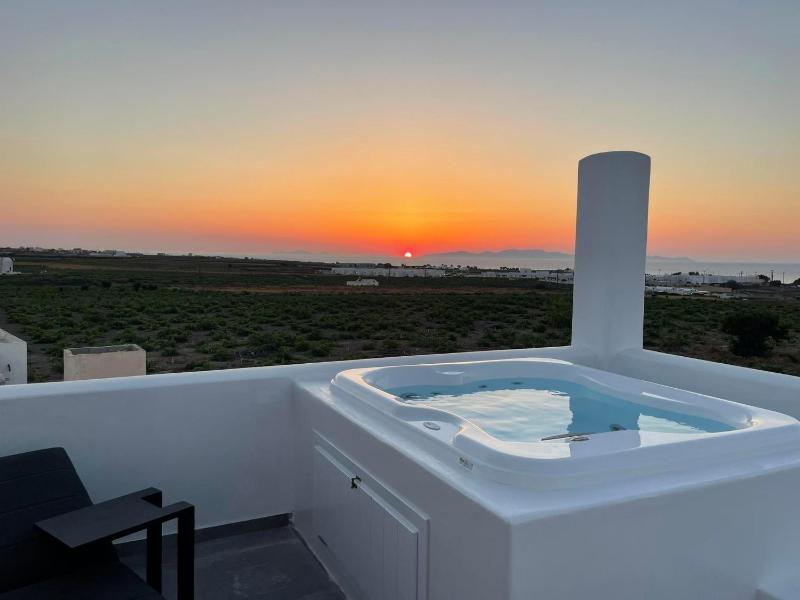 Anemi Vine Villas - image 1