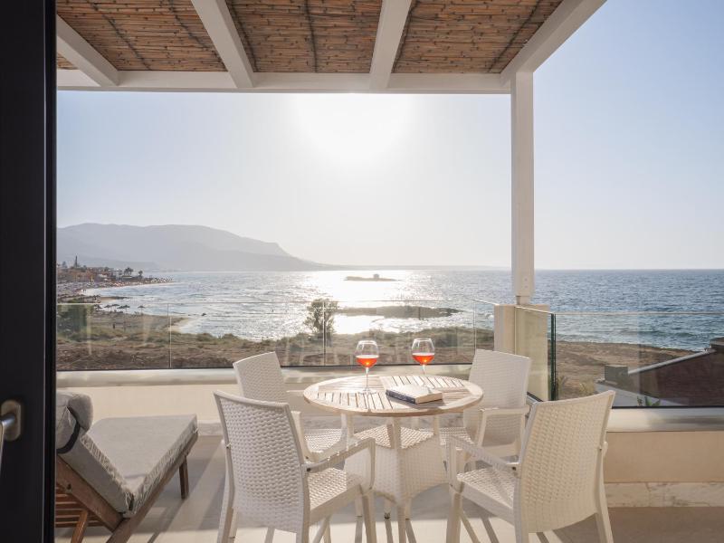 Family Suite with Sea View image 4