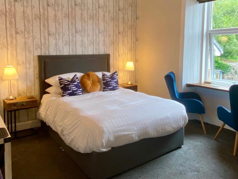 Double Room image 1