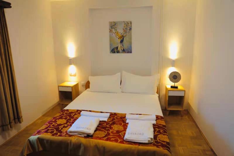 Small Double Room image 2