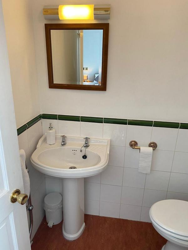 Double Room image 2