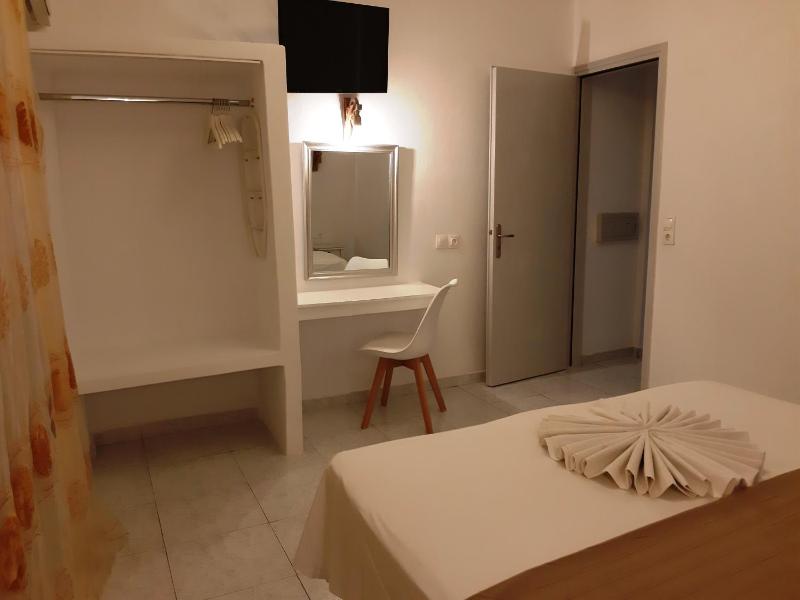 Two-Bedroom Suite image 3
