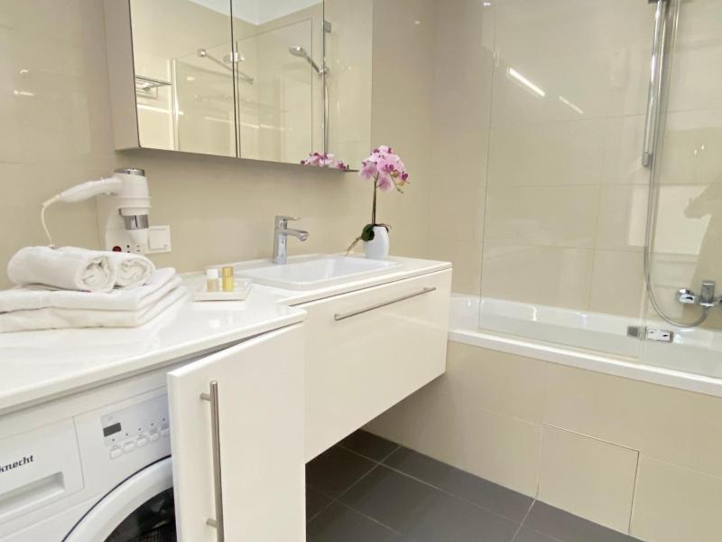 Superior Apartment image 1