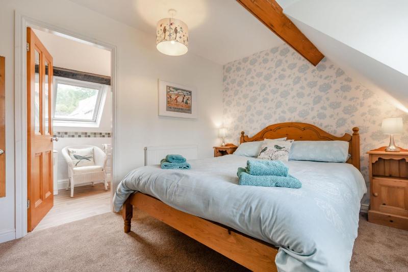 Brincliffe Cottage - image 37