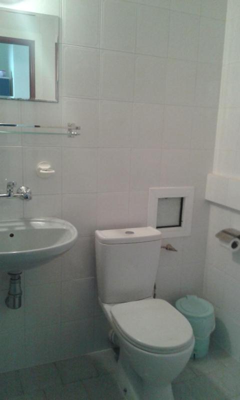 Double Room image 4