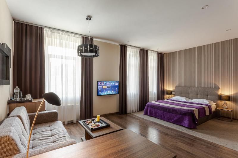 Standard Double Room with Shower image 1