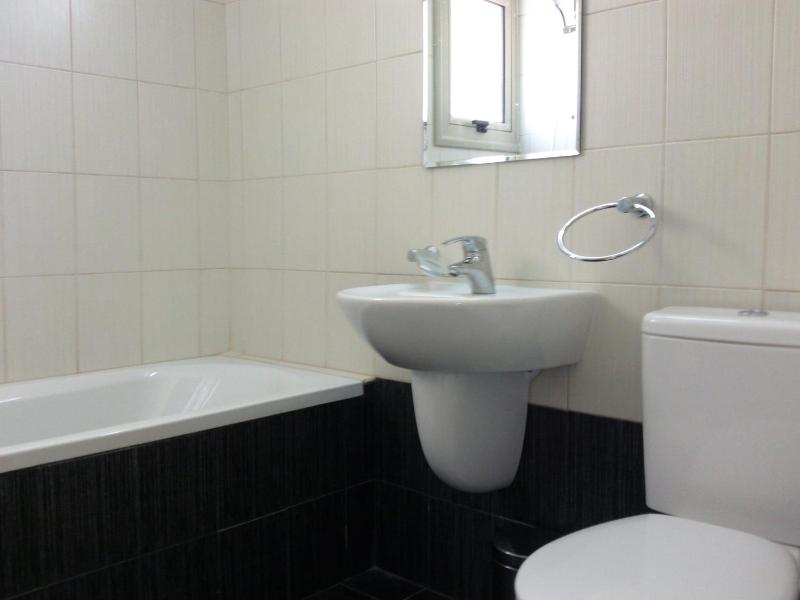 Bowker Apartment - image 2