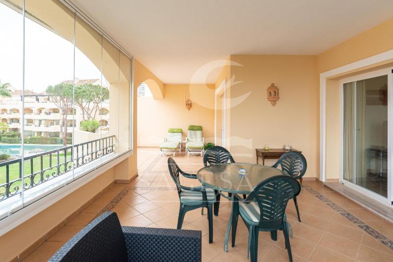 Apartment with Sea View image 2