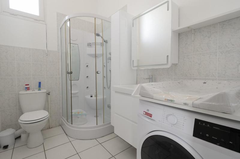 200m plage des Demoiselles- Appartement pour 4 - image 5