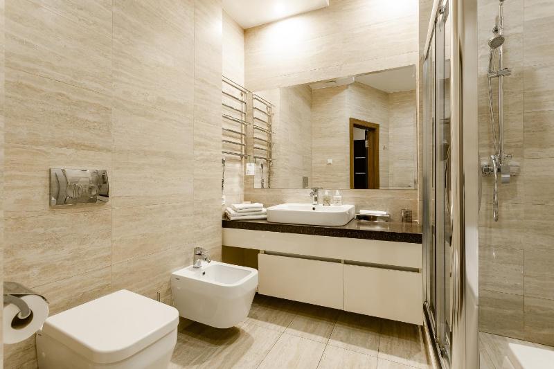 One-Bedroom Apartment image 4