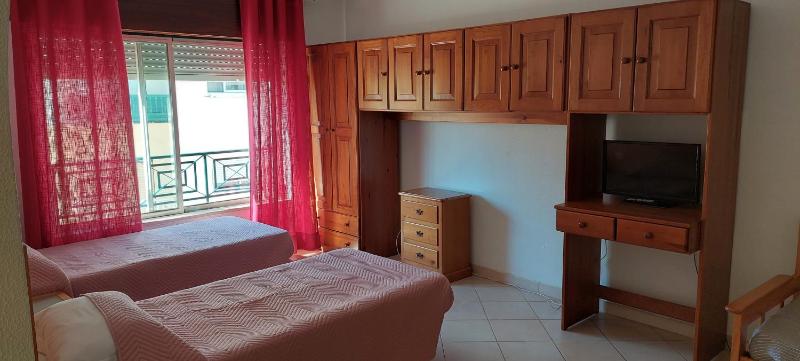 Studio Apartment image 4