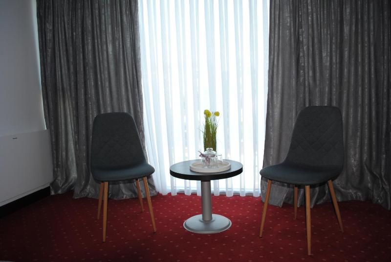Standard Single Room image 4