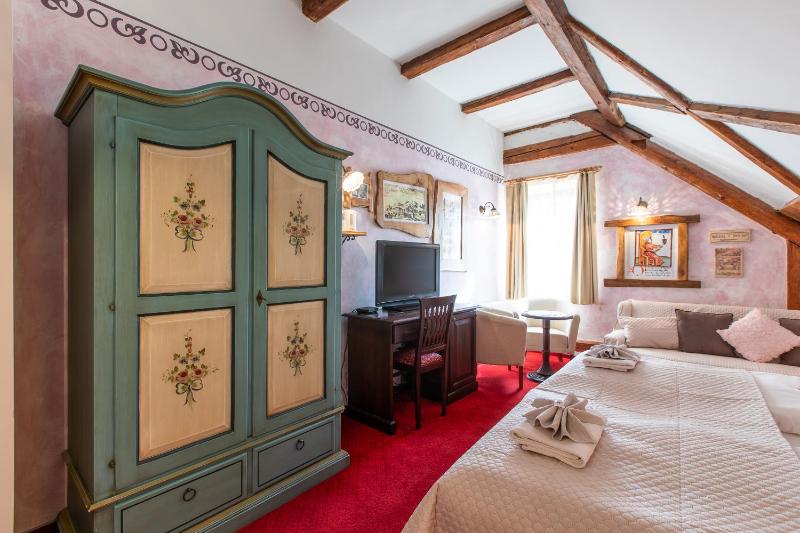 Superior Double Room image 2