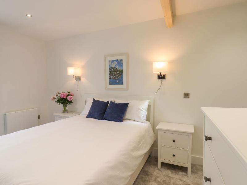Ferryside - image 32