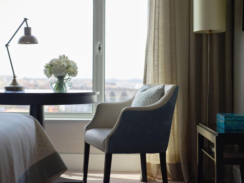 Deluxe Double Room with Panoramic View image 4