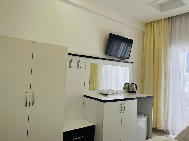 Ujvara Hotel 2 - image 13