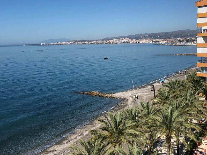 Bonito apartamento vistas increíbles al mar Images
