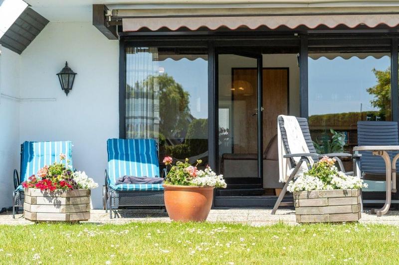 Am-hohen-Ufer-Reetdach-Haus-Ocean-Breeze-136 - image 9
