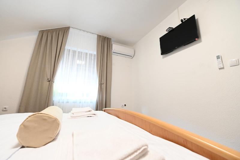 Sobe - Rooms Drvorez - image 8