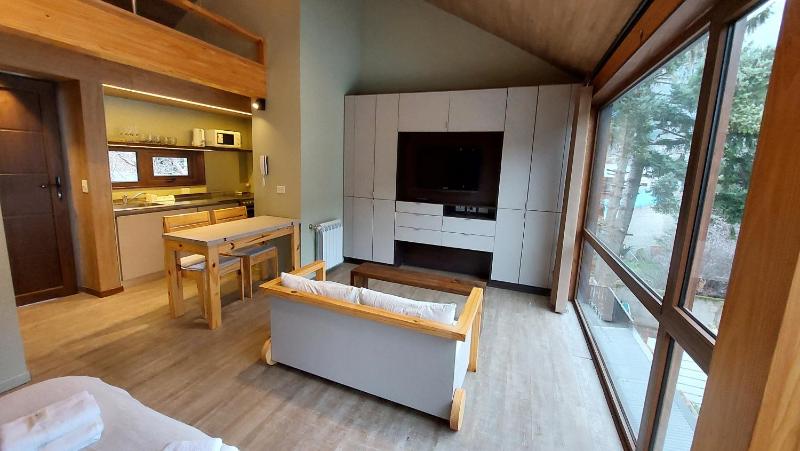 Cálido Monoambiente con entrepiso todo equipado 3PAX (17V1) - image 22