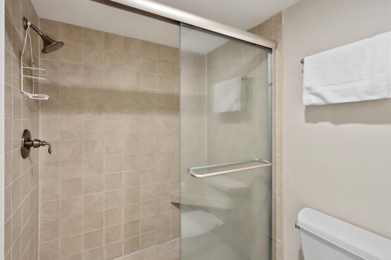 3321 Villamare - image 24