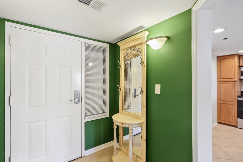 3321 Villamare - image 19