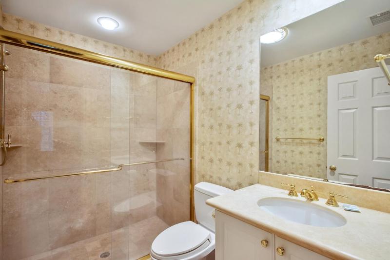 4 Sea Lane - image 2
