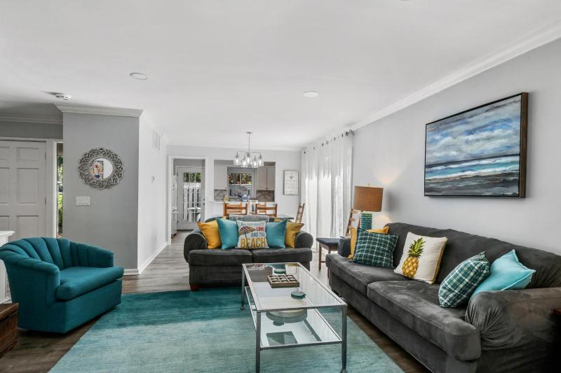 830 Ocean Cove - image 13