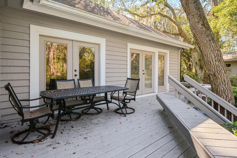 28 Port Tack - image 33