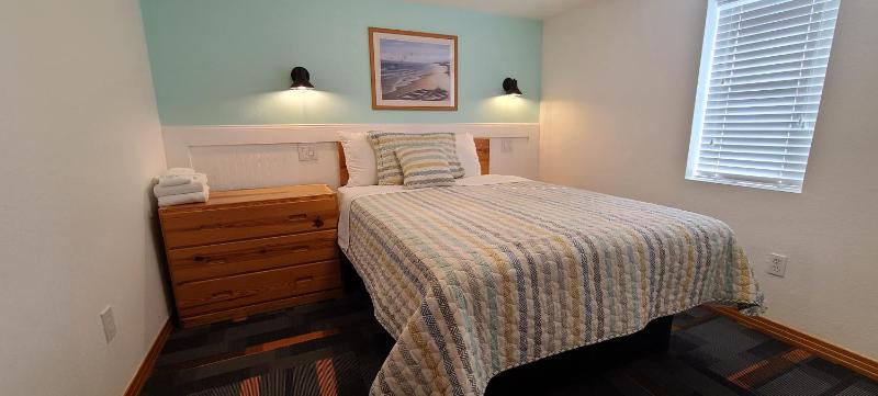 Driftin Sands Motel - image 25
