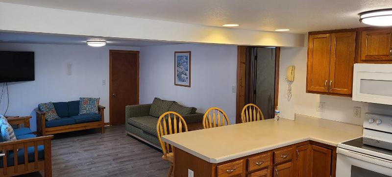 Driftin Sands Motel - image 17