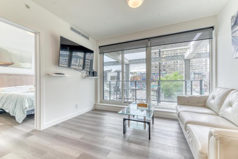 Kensington Suite 2bed & 1bath - image 11