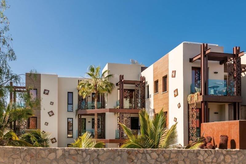 Alhambra Boutique Apartments by PMC Resorts - image 3