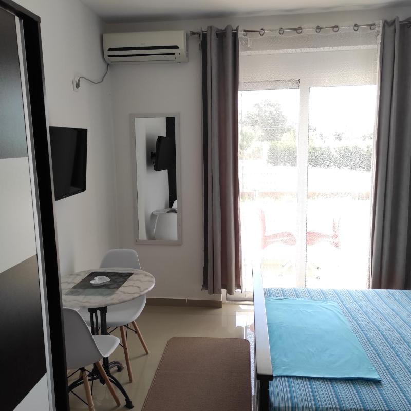 Apartment with Balcony image 4