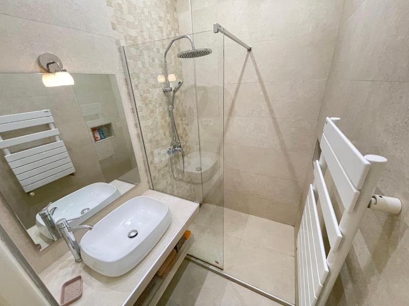 Nice Renting - Penchienatti - Spacious Apartment - 2 BedRooms - King Bed - View Heart of Nice - image 10