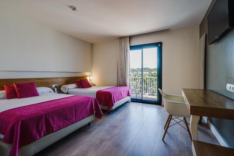 Superior Double Room image 1