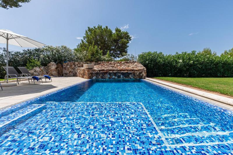 Villa image 3