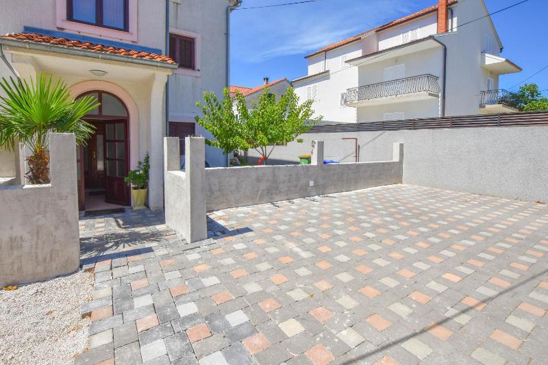 Apartment Donna - image 29