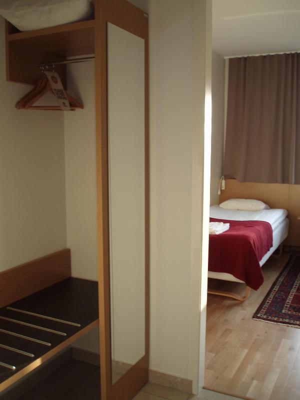 Double or Twin Room with Shared Bathroom image 4